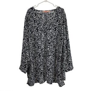 EVRI Black White Leopard Print Blouse 3X Flowy Boho Tunic Top Plus Size